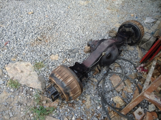 เพลาท้าย รถบรรทุก น็อต 6 รุ สภาพดี พร้อมใช้งาน เพลาท้าย รถบรรทุก น็อต 6 รุ สภาพดี พร้อมใช้งาน