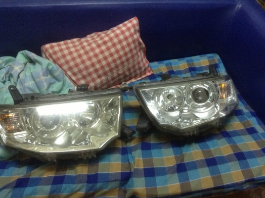 ขายไฟหน้าPajero Sport