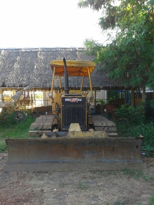 ขาย KOMATSU D21P เกียร์ทอร์ค สนใจโทร081-1994210