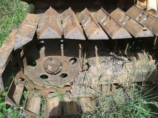 ขาย KOMATSU D21P เกียร์ทอร์ค สนใจโทร081-1994210