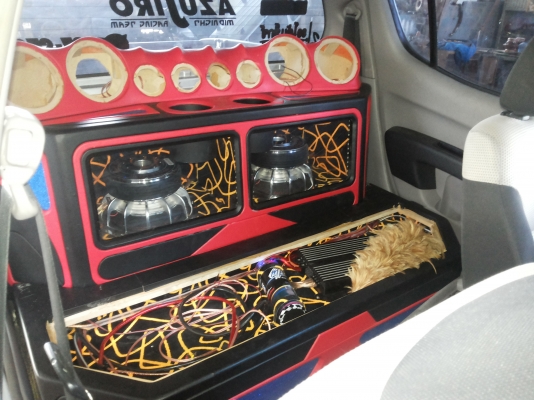 ขายตู้ซับ12นิ้วพร้อมซาวด์ไททัน4ประตู