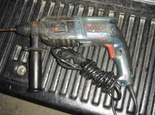 ขายสว่านโรตารี่ BOSCH รุ่น GBH 2-22 E (620w.)