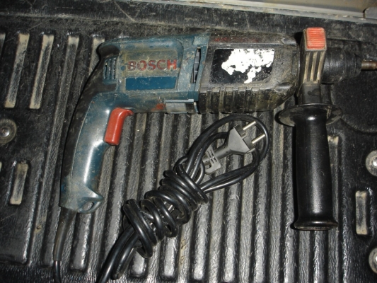 ขายสว่านโรตารี่ BOSCH รุ่น GBH 2-22 E (620w.)