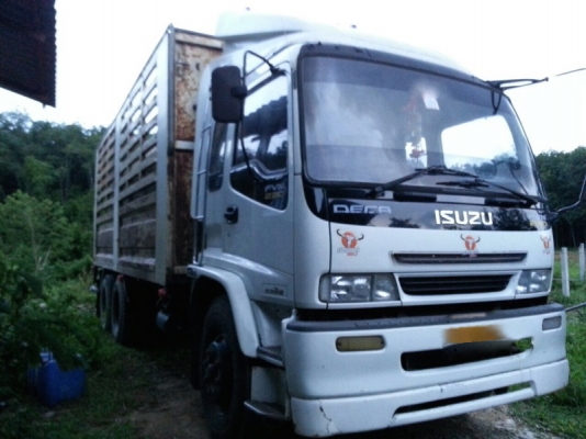 รถอีซูซุ 10 ล้อ ( ไม่ดั้ม )  230 แรงม้า. ปี 48  สนใจติดต่อ  081 - 6079515