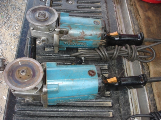 ขายเหมาเครื่องเจียร์ Makita 7 นิ้ว รุ่น 9607NB