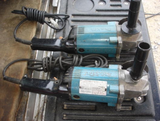 ขายเหมาเครื่องเจียร์ Makita 7 นิ้ว รุ่น 9607NB