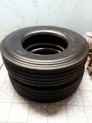 ขายยางbridgestone 11R22.5สวยๆ