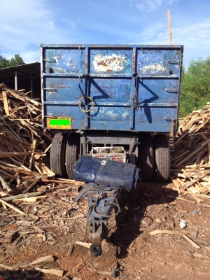 อีโน่ 22 ล้อ  แม่ 12  ลูก 10  พื้นเรียบแม่ลูก 325 แรงม้า  พร้อมใช้งาน  เล่มพร้อม..