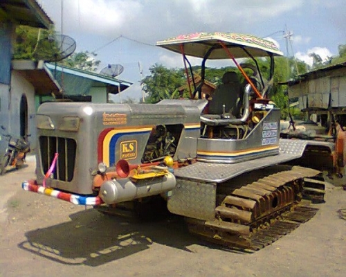 ขาย รถตีดิน ข.ส.พัฒนา เครื่อง Jo8c ปั๊มไดกิ้น ตัวเดิน 10 HT