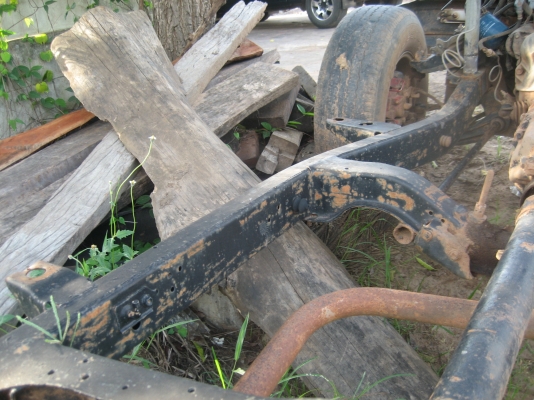 โครงรถ  ม้ากระโดด  พร้อมเครื่อง  ราคา 38,000บาท// 35000