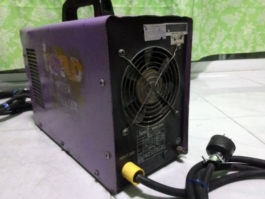 เครื่องเชื่อมระบบอินเวอร์เตอร์ ยี่ห้อ IWELD ขนาด 200A สภาพพร้อมใช้งาน