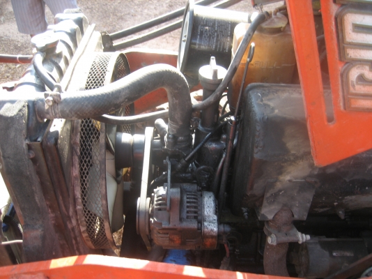 รถไถ นั่งขับ  24 แรง  ราคา  120,000  บาท/ ลดเหลือ 110,000