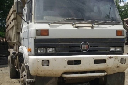 สิบล้อนิสสัน UD สิบล้อนิสสัน UD