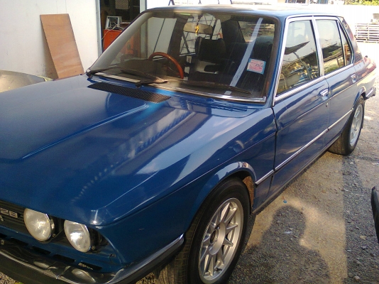 ตัดใจขาย BMW 528i E12 ตัดใจขาย BMW 528i E12