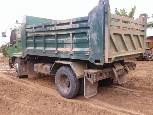 ขายรถบรรทุก 6 ล้อ IZUSU  FTR  Forword สภาพดี ราคาถูก  ด่วน