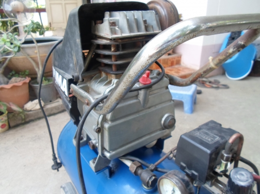 ปั๊มโรตารี พูมา สภาพสวย เหมือนใหม่ 3 แรง ถังจุ 30 ลิตร พร้อมใช้ไฟบ้าน 4,500