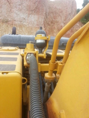 ขายดาวน์ KOMATSU PC200-7 ไมล. 3,XXXชม. ขายดาวน์ KOMATSU PC200-7 ไมล. 3,XXXชม.