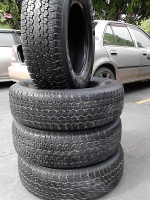 245/70R16 BRIDGE STONE DUELER H/T 840 มีชุด 4 เส้น โทร.081-427-3941 245/70R16 BRIDGE STONE DUELER H/T 840 มีชุด 4 เส้น โทร.081-427-3941