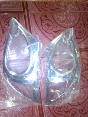 ลดราคาแล้วครับ...ครอบไฟหน้า Toyota Vigo โครเมียม ผลิตจากพลาสติก ABS เกรด A ชุบโครเมียม มีกาว 3M มาให้แล้ว ติดตั้งเองได้ง่ายไม่ยุ่งยาก สินค้าคุณภาพดี ราคาประหยัด 1 ชุดมี 2 ชิ้น ติดแล้วทำให้รถของท่านดูสปอร์ท เหมือนรถแต่งแรง