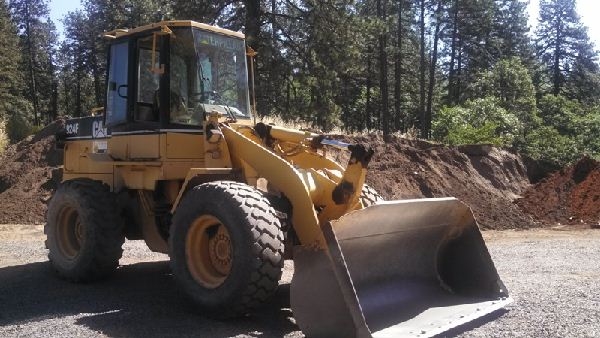 รถตักล้อยางแคต 924F 15.096hrs 1996yr by กุ้ง:TOS:0813062283