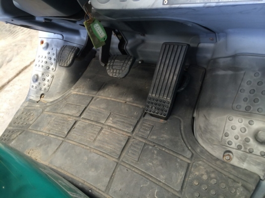 ฟอร์คลิฟต์ Komatsu FD25T-16 ปี 2006 ดีเซล ออร์โต้ รุ่นยอดฮิต นำเข้าจากญี่ปุ่น