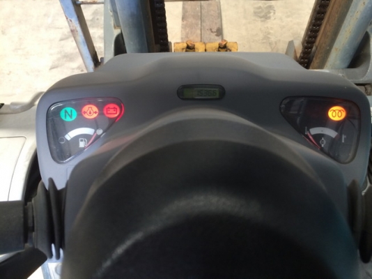 ฟอร์คลิฟต์ Komatsu FD25T-16 ปี 2006 ดีเซล ออร์โต้ รุ่นยอดฮิต นำเข้าจากญี่ปุ่น