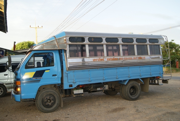 ขายรถ 6 ล้อ NPR 115