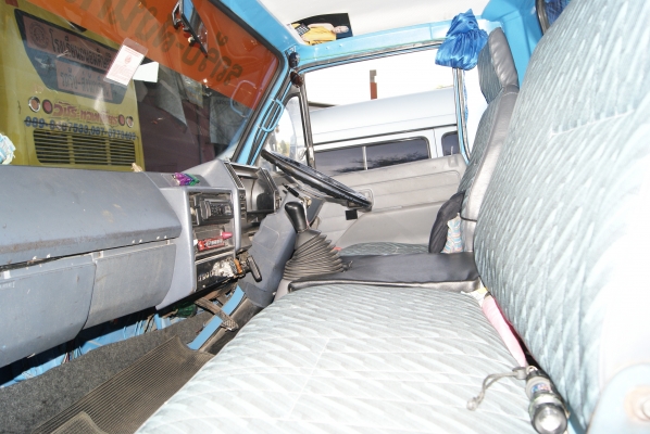 ขายรถ 6 ล้อ NPR 115