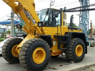 รถตักล้อยาง WA350-3-60083  สภาพสวย นำเข้าจากญี่ปุ่น ถึงไทยแล้ว รถจอดอยู่ที่ C.S. Motor (หลักสี่) โทร.081-373-0559