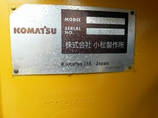 รถตักล้อยาง WA350-3-60083  สภาพสวย นำเข้าจากญี่ปุ่น ถึงไทยแล้ว รถจอดอยู่ที่ C.S. Motor (หลักสี่) โทร.081-373-0559