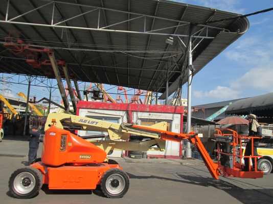 ขาย รถกระเช้าบูมหักศอกไฟฟ้ามือสอง แบรนด์ JLG แบรนด์ดังจากอเมริกา คุณภาพสมราคาเพียง 1,200,000 บาท