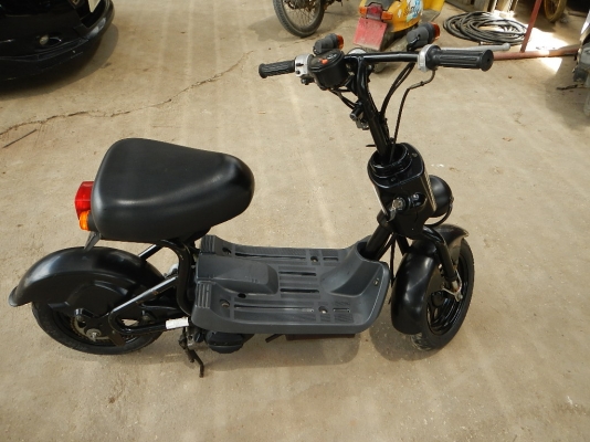 ขายรถมอเตอร์ไซค์ SUZUKI CHOINORI ขายรถมอเตอร์ไซค์ SUZUKI CHOINORI