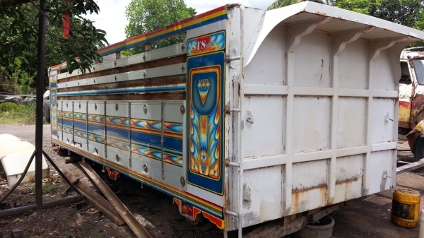 ขายกะบะมีเนียม พร้อมกระบอกดั้ม+คัซซีดั้ม สภาพสวยพร้อมใช้ครับ