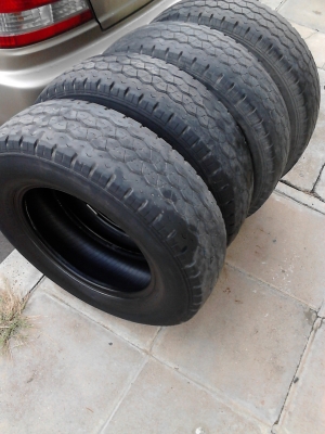 215/70R15 BRIDGESTONE DURAVIS R623 มีชุด 4 เส้น TEL.081-427-3941 215/70R15 BRIDGESTONE DURAVIS R623 มีชุด 4 เส้น TEL.081-427-3941