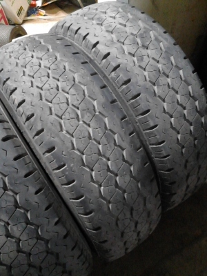 215/70R15 BRIDGESTONE DURAVIS R623 มีชุด 4 เส้น  TEL.081-427-3941