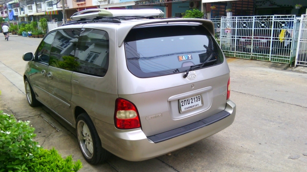 รถครอบครัว กว้างมาก 195000
