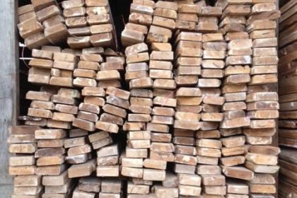 ไม้สักหน้า 3  หนา1.5 นิ้ว