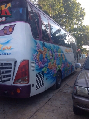 ขายรถบัสแอร์10เมตรทรงเสาคู่เครื่องHINO HO7C สภาพรถใช้งานได้เลยเพิ่งทำสีและภายในมาใหม่ราคาคุยกันได้