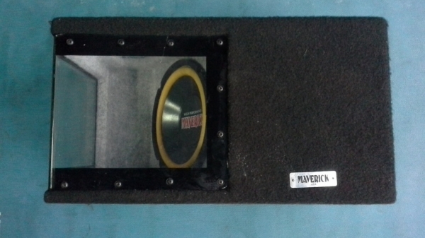 Subwoofer ของ Maverick USA แอมป์ในตัว