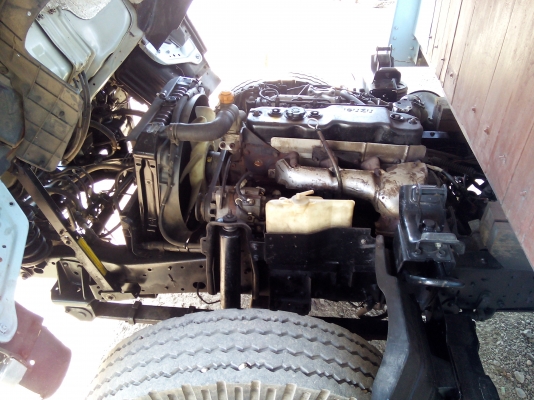 6 ล้อกลาง  *ตู้แห้ง*  ISUZU  NKR  110 แรงม้า *ยาว 4.30 ม.*  รถสวยเดิม_ สภาพพร้อมใช้งาน  *รถห้างแท้*  (มี.กระบะเปลี่ยนให้)