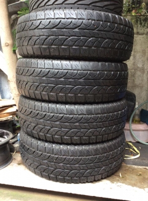 ขายยาง YOKOHAMA GEOLANDAR 265-70-16 ปี12 ดอกเต็มสวยๆ ถูกๆครับ