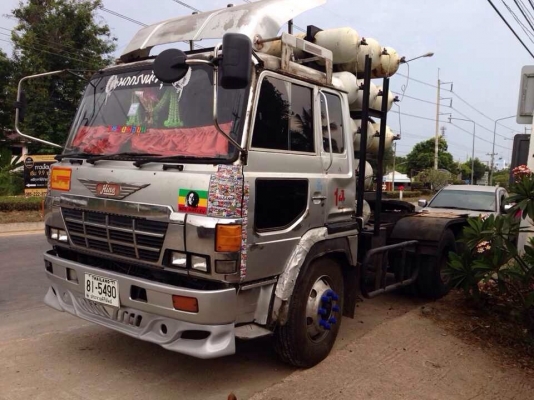 $$ รถหัวลาก NGV 320 แรง สภาพสวย ราคาถูก