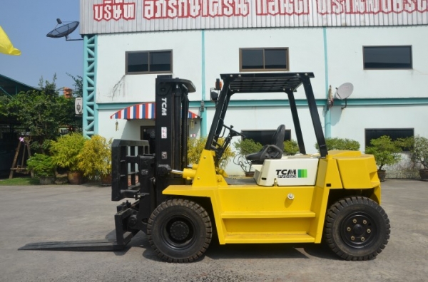 ขาย Tcm FD50Z7 ดีเซล Isuzu 6BG ออโต้ 5 ตัน ยกสูง	 3 เมตรฮิ้งฟอร์ค