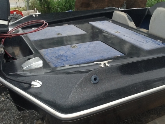 เรือแบสพร้อมเครื่องsuzuki65