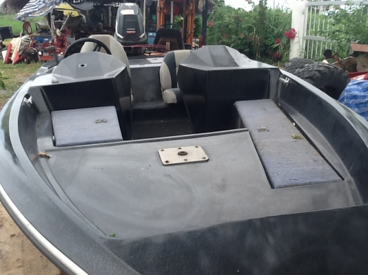 เรือแบสพร้อมเครื่องsuzuki65