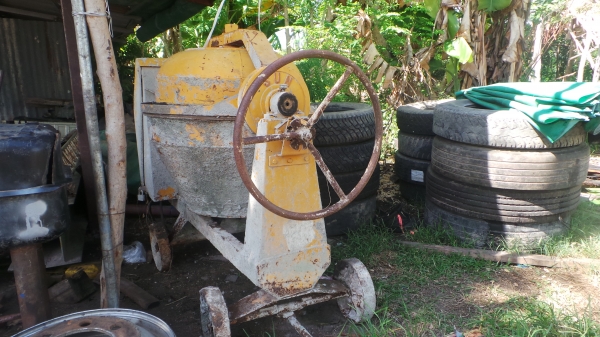 ขายโม่ปูน มือสอง ราคาถูก (ติดต่อคุณตั้ม / 081-9512529)