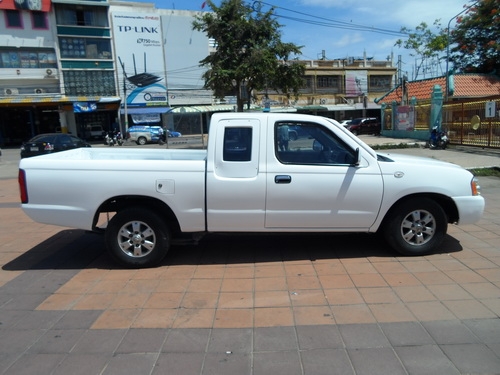 ขาย FRONTIER KING CAB 2.7