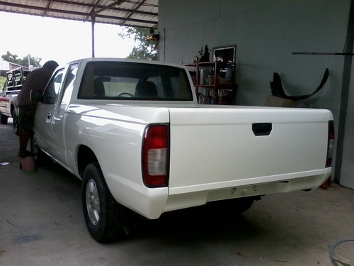 ขาย FRONTIER KING CAB 2.7