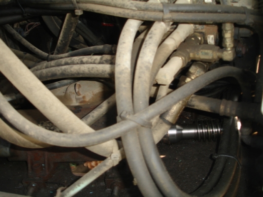 รถกระเช้า AICHI SR21A S/N: 703377 (เก่านอก) พร้อมตรวจสภาพ  สนใจโทร. 080-6565422 (หนิง)