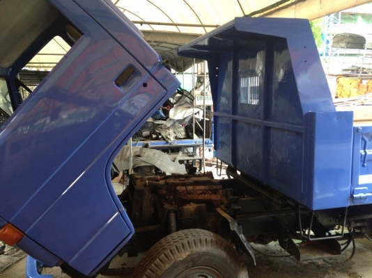 ขาย รถดั๊ม  6 ล้อ  ISUZU  NPR  เฟืองท้าย F